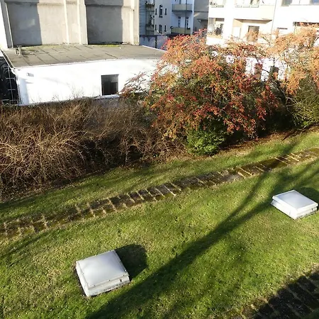 24 * Düsseldorf