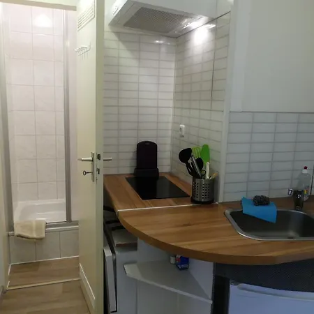 24 Apartment Dusseldorf
